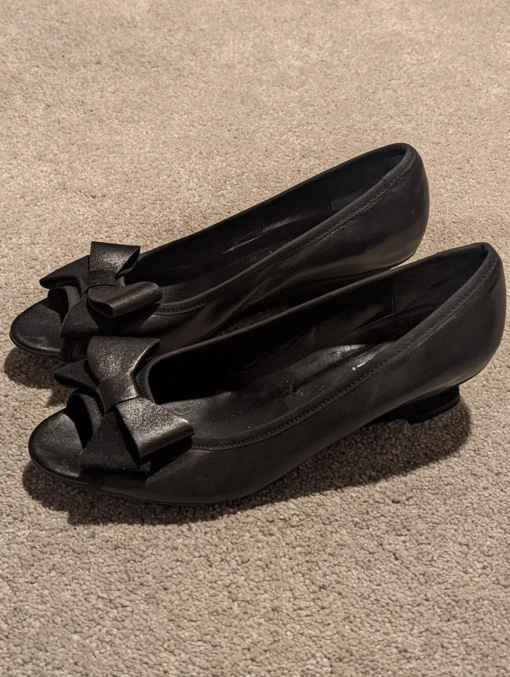 Vaneli Black Open-Toe Leather Mini Wedge Flats with Bow Accent Heel